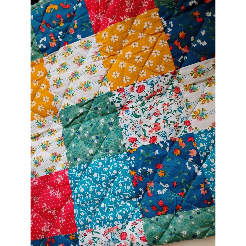The Pioneer Woman Floral Patchwork Quilt Pillow Sham Set 2 King Size Open Box - Picture 2 of 3